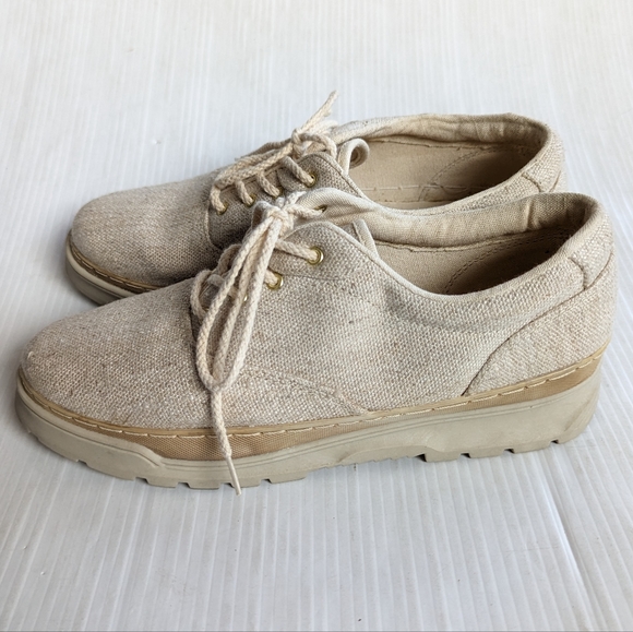 AMERICAN EAGLE cream canvas platform loafers brogues creepers - Picture 9 of 11